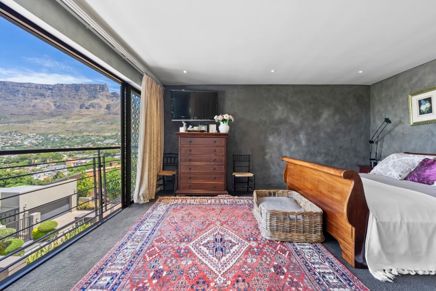 2 Bedroom Property for Sale in Tamboerskloof Western Cape